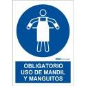 USO OBLIGATORIO DE MANDIL Y MANGUITOS A4 Y A3